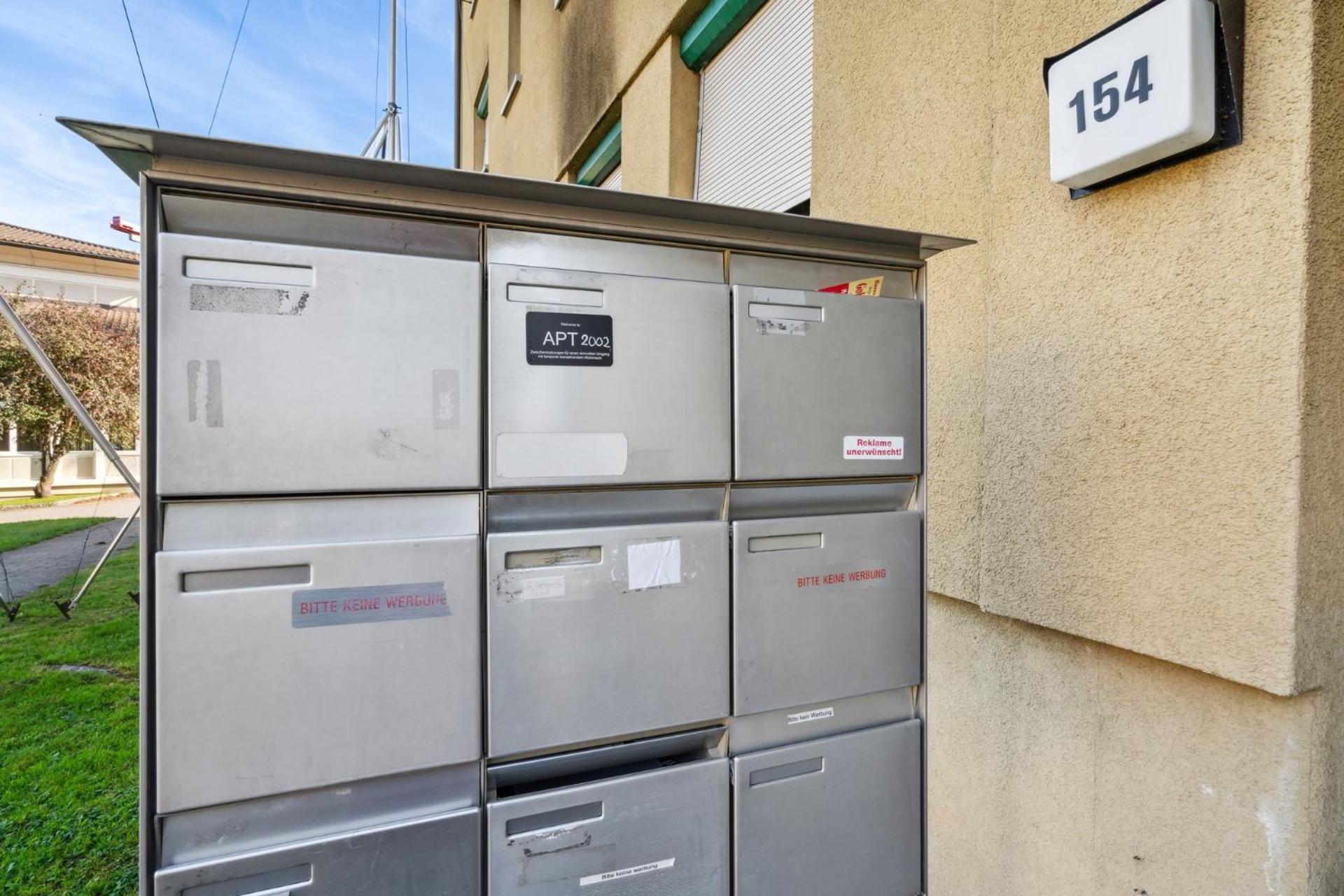 Affordable Comfort In Zurich Zurique Exterior foto